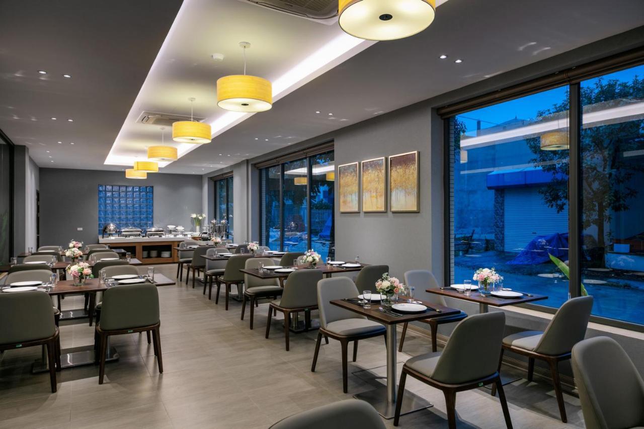 Golden Season Hotel Ninh Binh Esterno foto